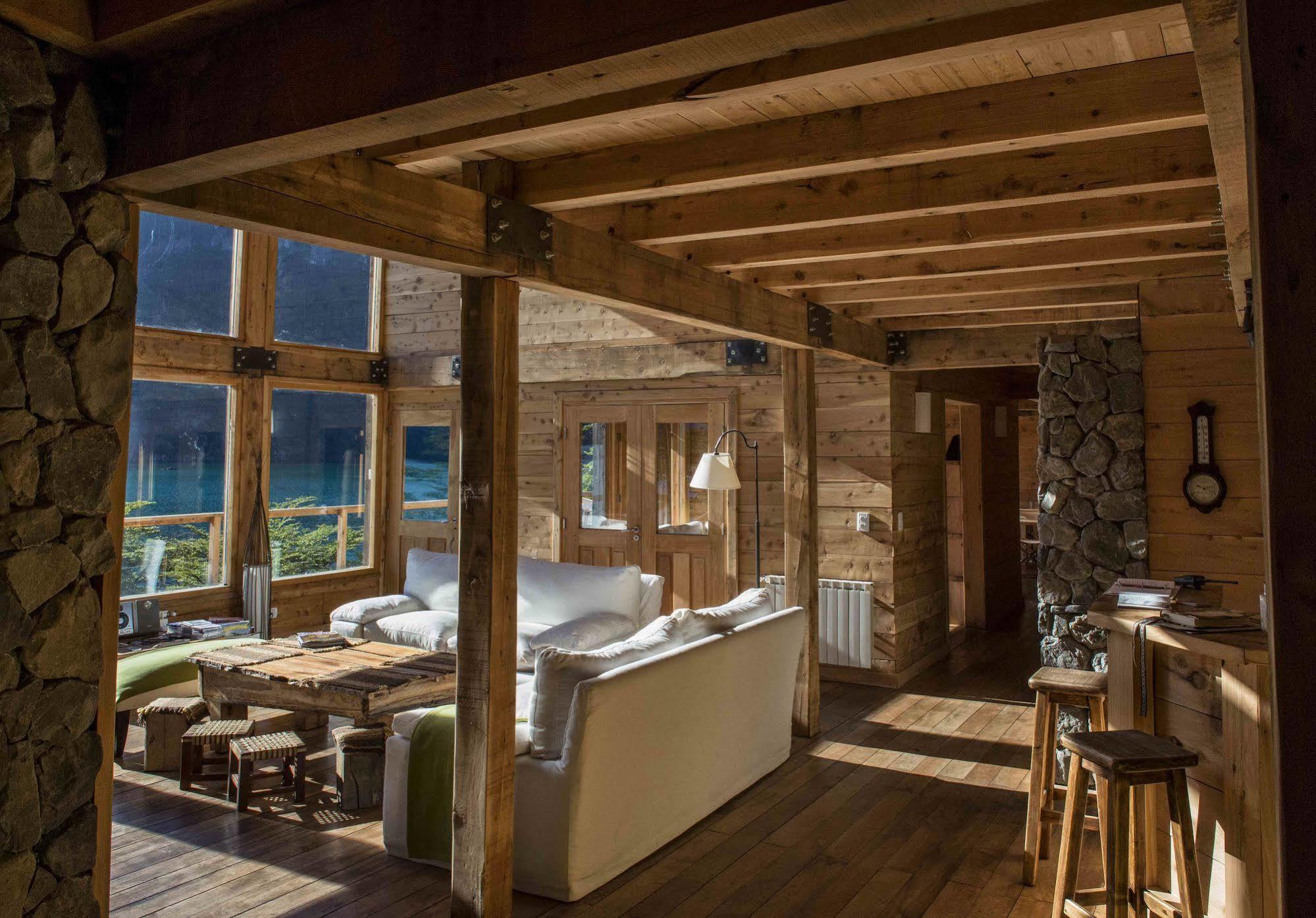 Aguas Arriba Lodge El Chalten Εξωτερικό φωτογραφία